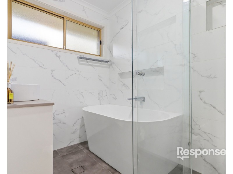 8 Beethoven Place, Cranebrook NSW 2749