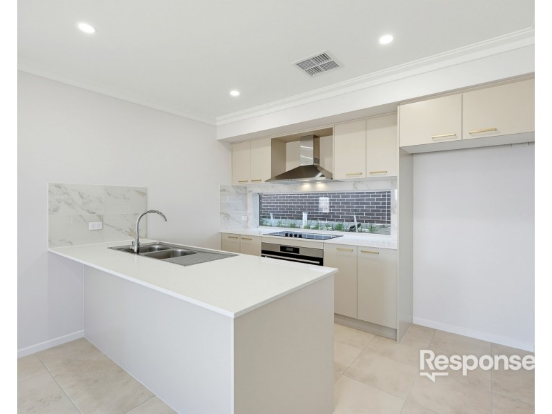 18 Ironwood Drive, Orchard Hills NSW 2748
