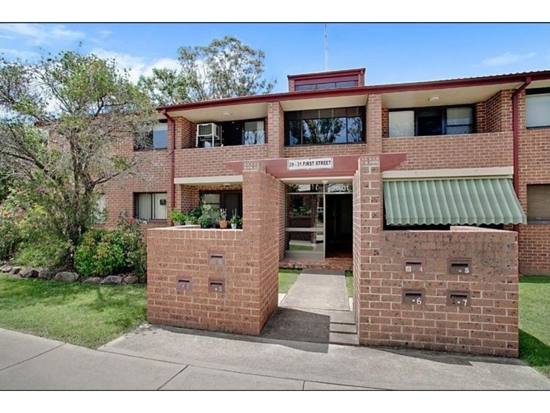 13/29-31 First Street, Kingswood NSW 2747
