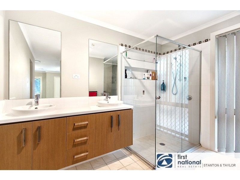 4 Barry Coe Place, Cranebrook NSW 2749