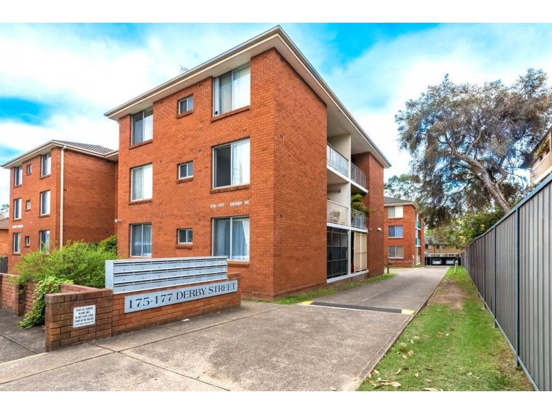 6/175 Derby Street, Penrith NSW 2750