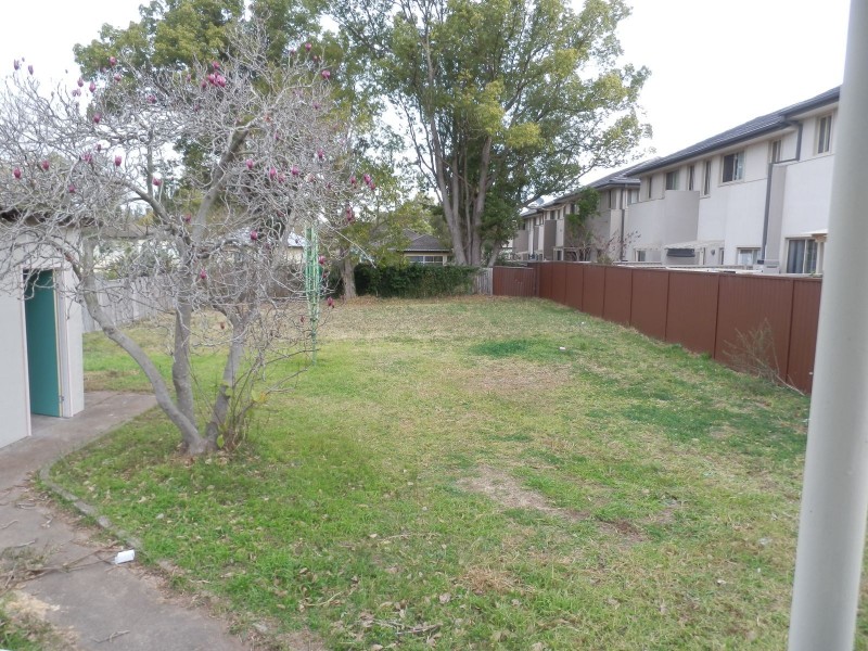 14 Rodgers Street, Kingswood NSW 2747