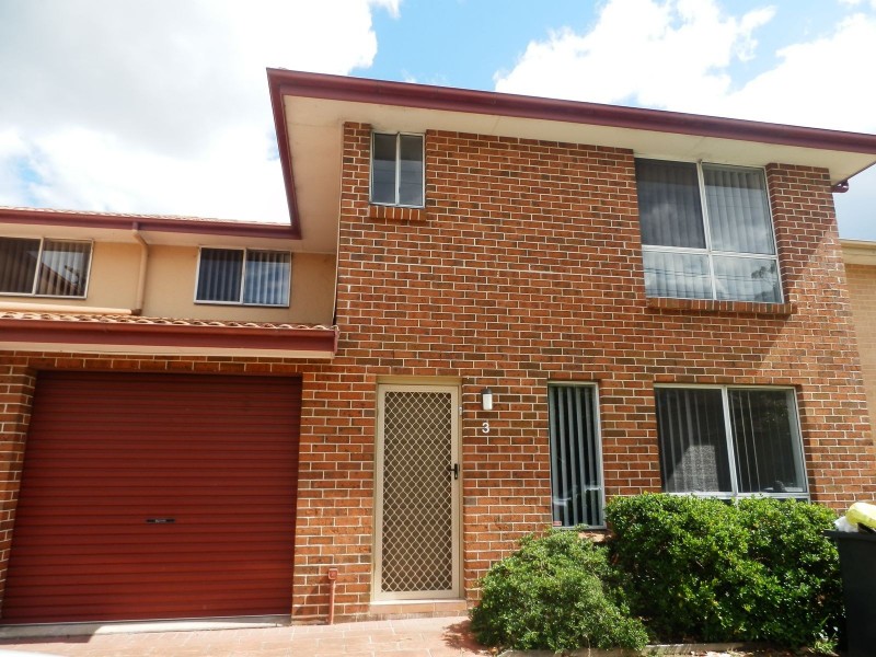 3/29 Bringelly Road, Kingswood NSW 2747