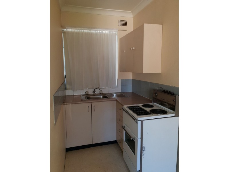 1/13 Santley Crescent, Kingswood NSW 2747