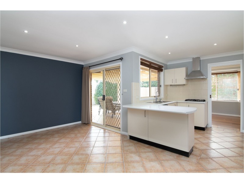 15 Bardo Street, Glenmore Park NSW 2745