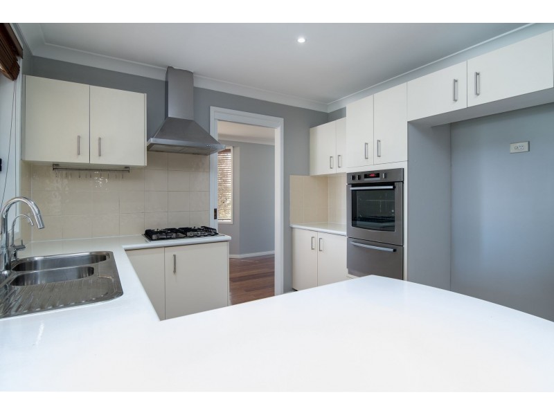 15 Bardo Street, Glenmore Park NSW 2745