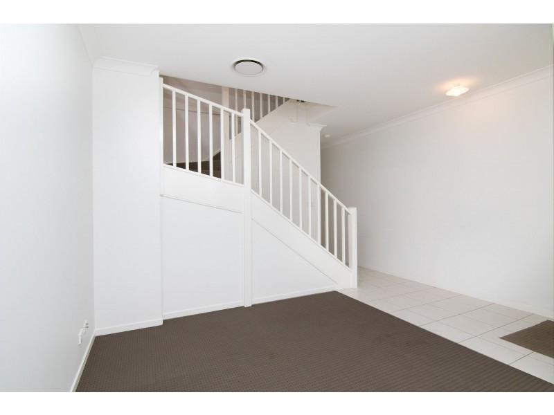 8 Bristol Street, Penrith NSW 2750