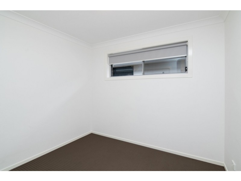 8 Bristol Street, Penrith NSW 2750