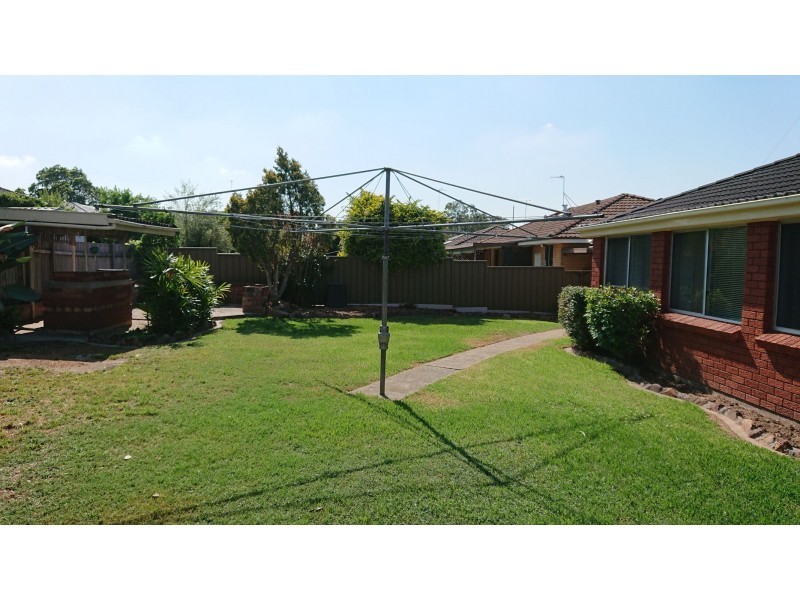 13 Kennedy Drive, South Penrith NSW 2750