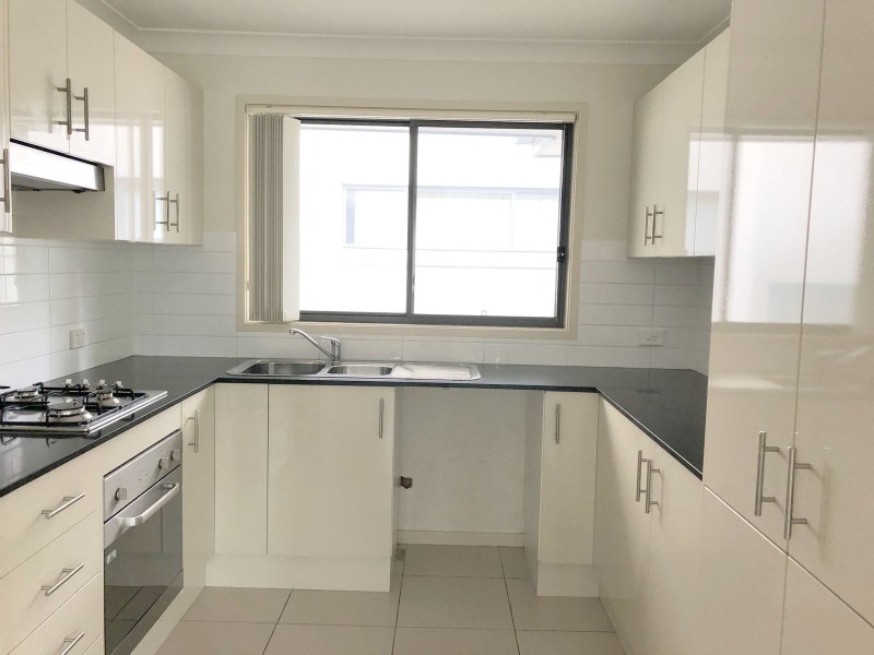 9/32 Luttrell Street, Glenmore Park NSW 2745