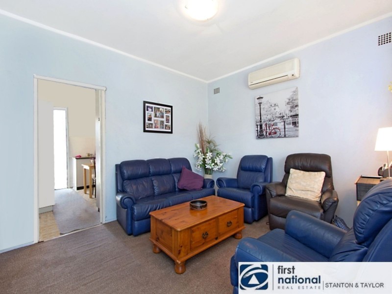 32 Evan Street, Penrith NSW 2750