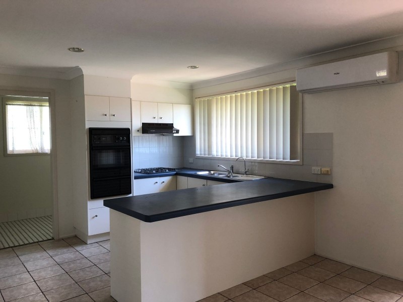 15 Banjo Patetrson Close, Glenmore Park NSW 2745