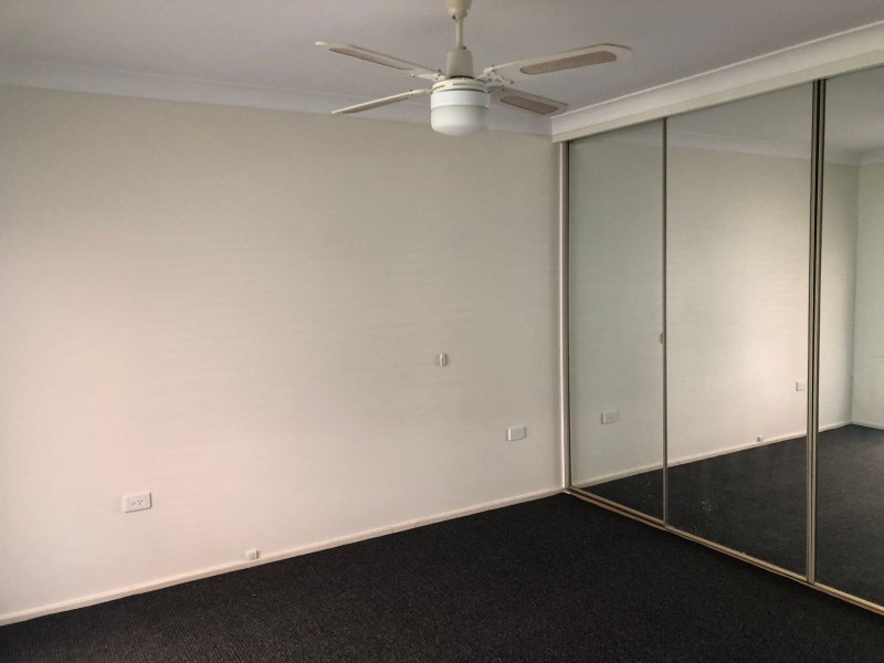 15 Banjo Patetrson Close, Glenmore Park NSW 2745