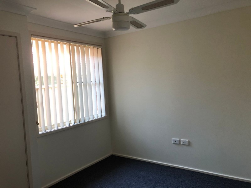 15 Banjo Patetrson Close, Glenmore Park NSW 2745