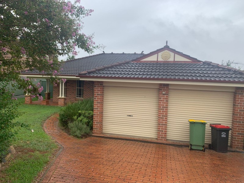 15 Banjo Patetrson Close, Glenmore Park NSW 2745