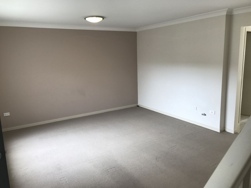 3/32 Luttrell Street, Glenmore Park NSW 2745