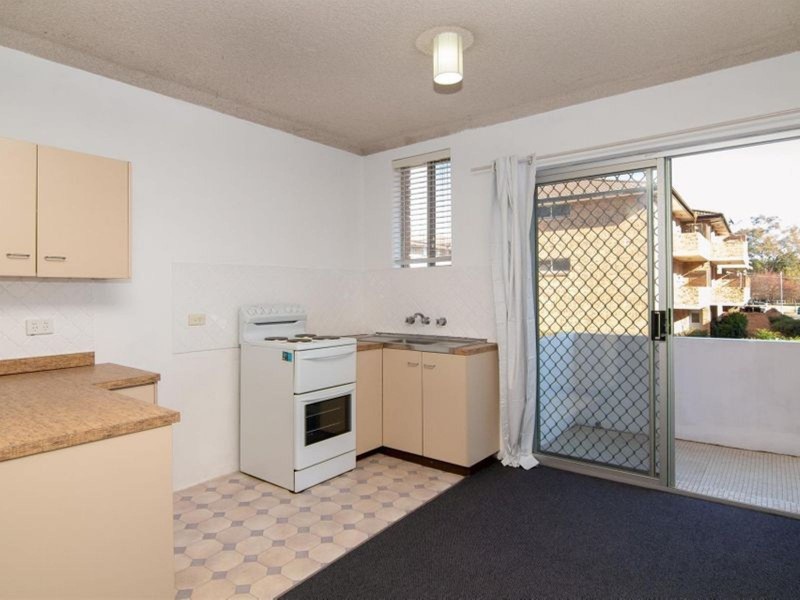 2/15-17 First Street, Kingswood NSW 2747