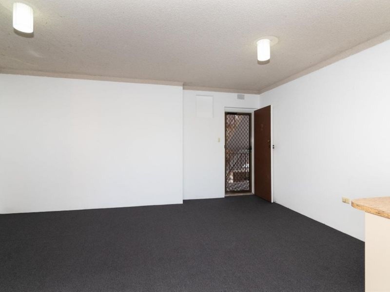 2/15-17 First Street, Kingswood NSW 2747