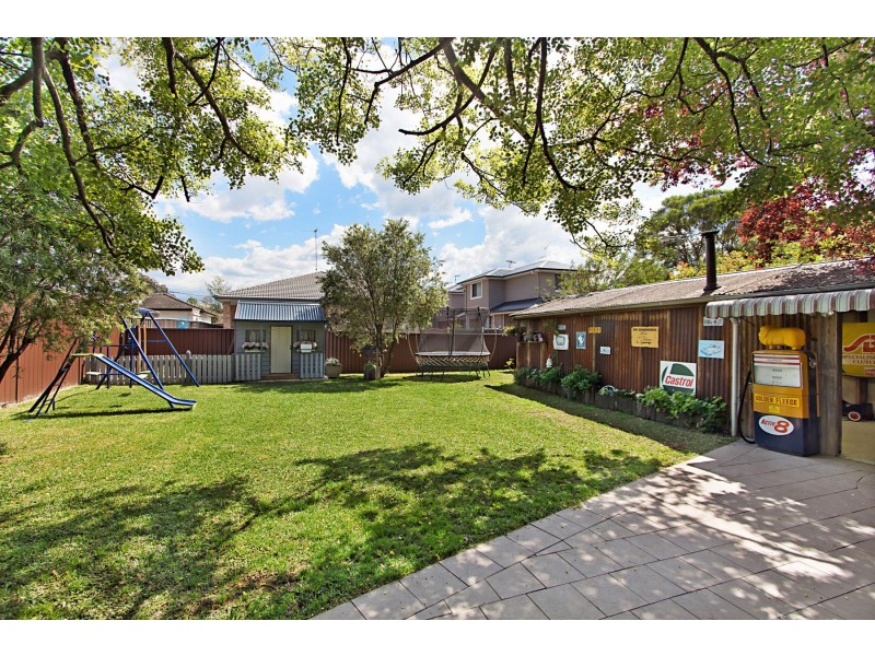 9 Penrose Crescent, South Penrith NSW 2750