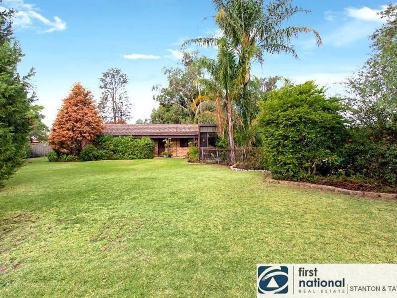 11 GIBSON Avenue, Werrington NSW 2747