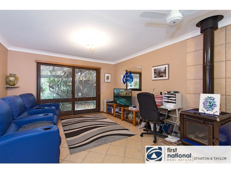 11 GIBSON Avenue, Werrington NSW 2747
