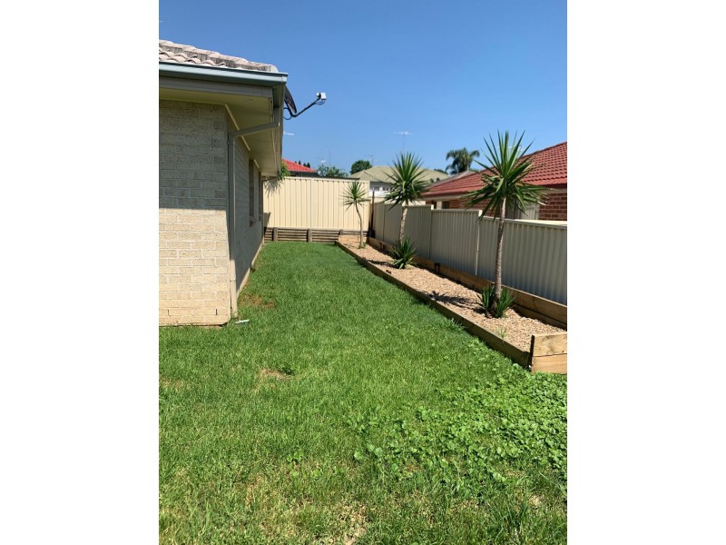 17 Bindee Close, Glenmore Park NSW 2745