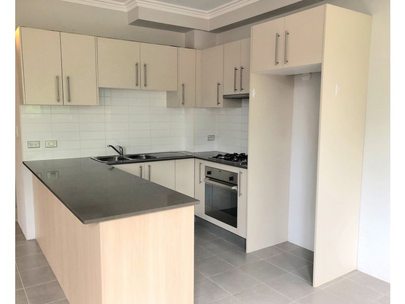 8/14-16 Regentville Road, Jamisontown NSW 2750