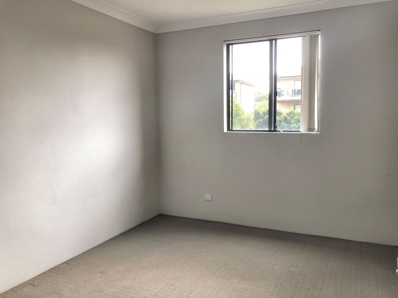 8/14-16 Regentville Road, Jamisontown NSW 2750