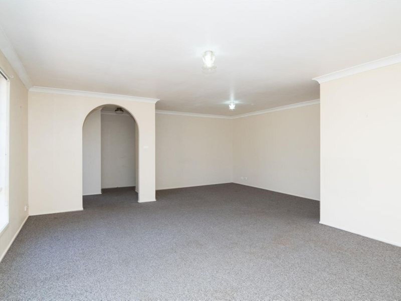 9 Mowla Avenue, Jamisontown NSW 2750