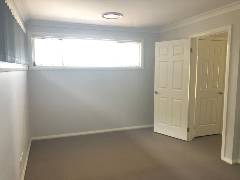 52 Greenway Drive, South Penrith NSW 2750