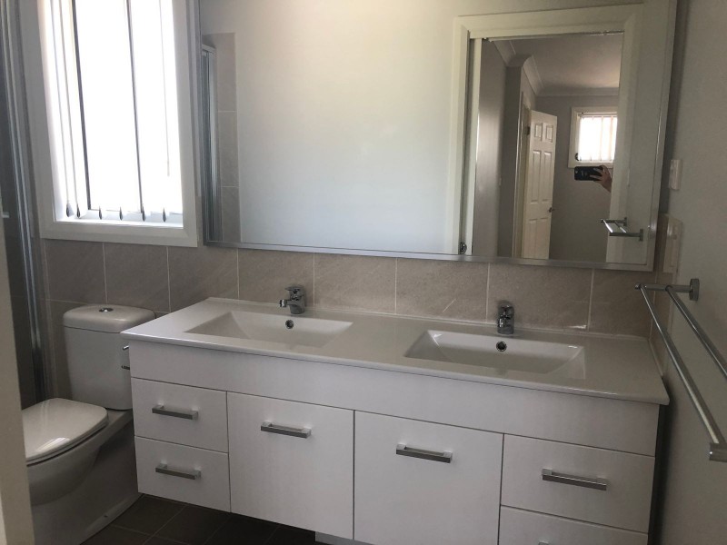 52 Greenway Drive, South Penrith NSW 2750