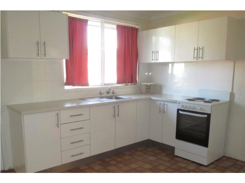 82 Barry Street, Cambridge Park NSW 2747