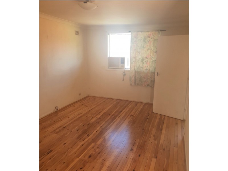 82 Barry Street, Cambridge Park NSW 2747