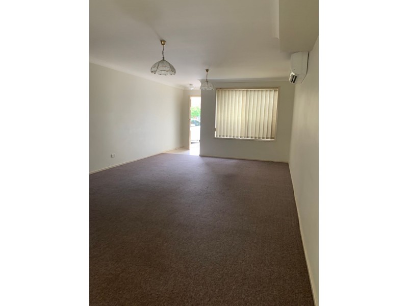 27/29-35 Bringelly Road, Kingswood NSW 2747