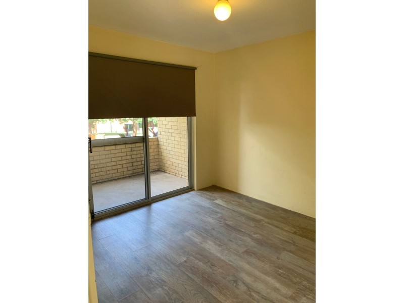 2/13 Thurston Street, Penrith NSW 2750