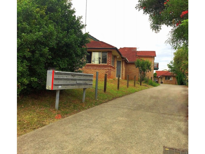 4/204 Derby Street, Penrith NSW 2750