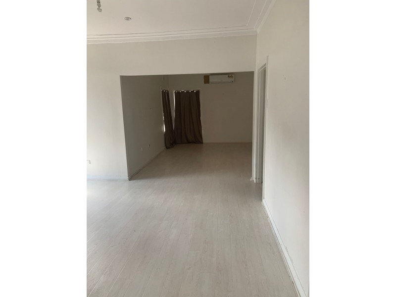 21 Lincoln Drive, Cambridge Park NSW 2747