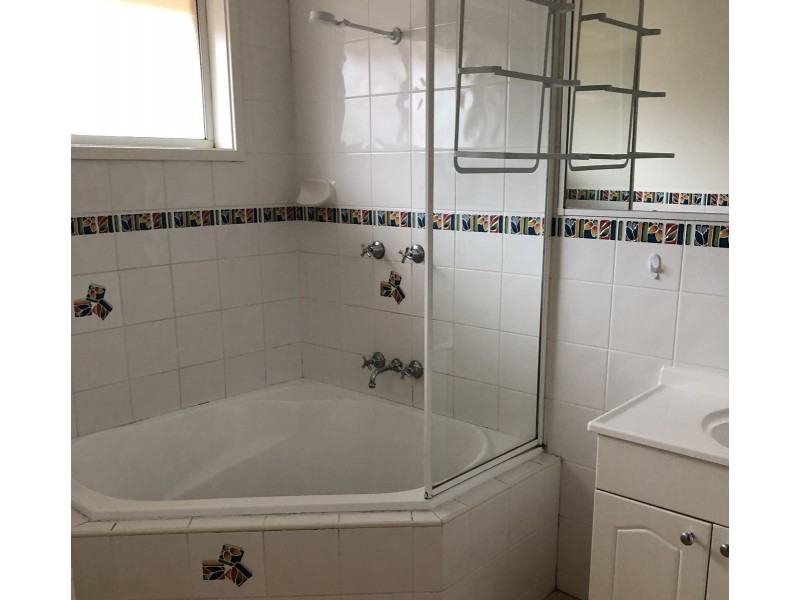 40 Greenway Drive, South Penrith NSW 2750