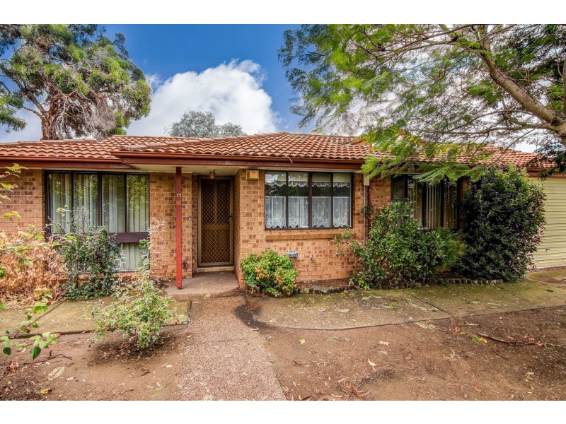 11/33 Woodview Road, Oxley Park NSW 2760