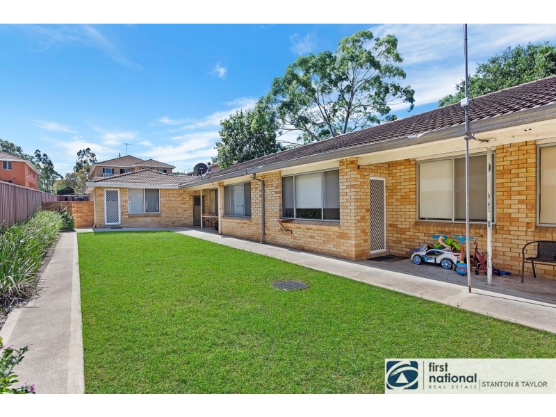 13 Santley Crescent, Kingswood NSW 2747