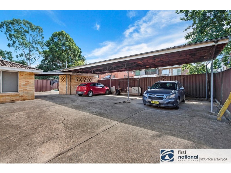 13 Santley Crescent, Kingswood NSW 2747
