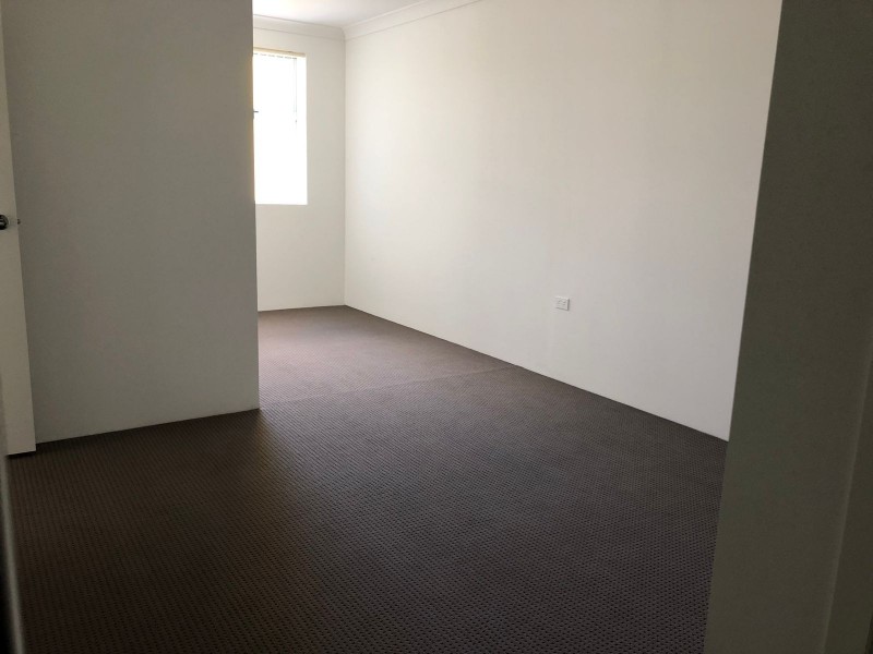 2/4 Colless Street, Penrith NSW 2750