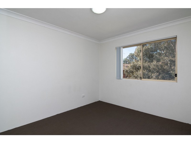 4/10-12 Dent Street, Penrith NSW 2750