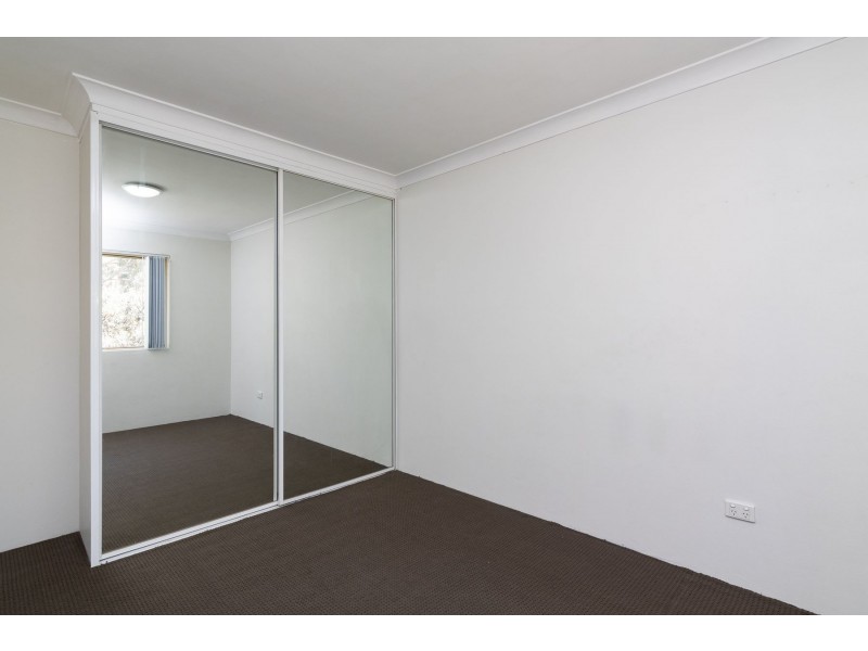 4/10-12 Dent Street, Penrith NSW 2750