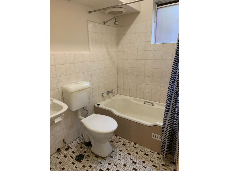 2/10 Thurston Street, Penrith NSW 2750