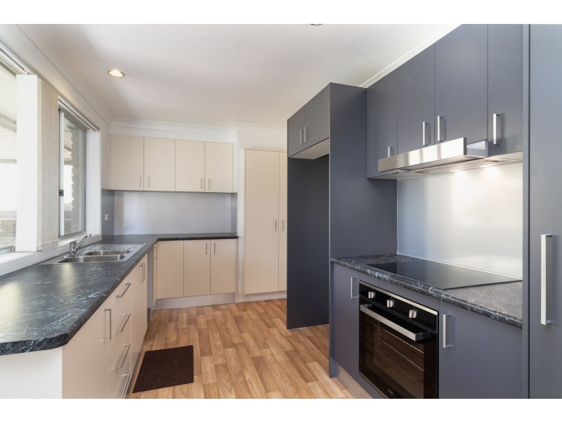 6 Regan Close, Jamisontown NSW 2750