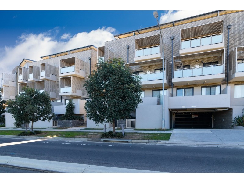 13/1 Glenmore Ridge Drive, Glenmore Park NSW 2745