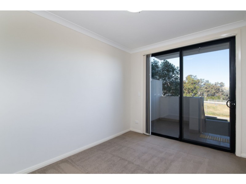 13/1 Glenmore Ridge Drive, Glenmore Park NSW 2745