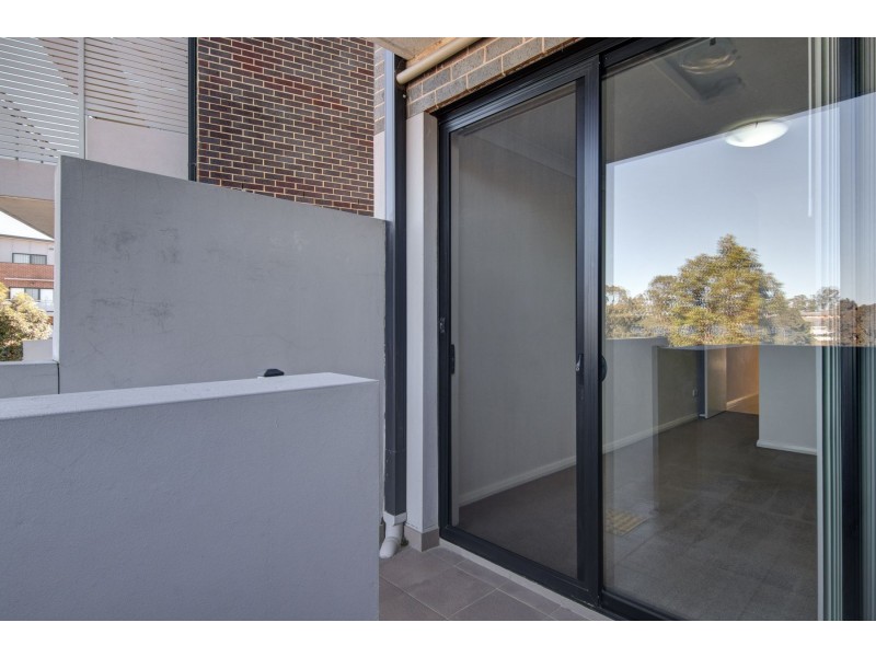 13/1 Glenmore Ridge Drive, Glenmore Park NSW 2745