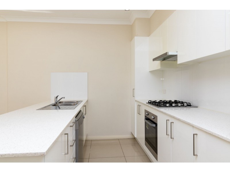 13/1 Glenmore Ridge Drive, Glenmore Park NSW 2745
